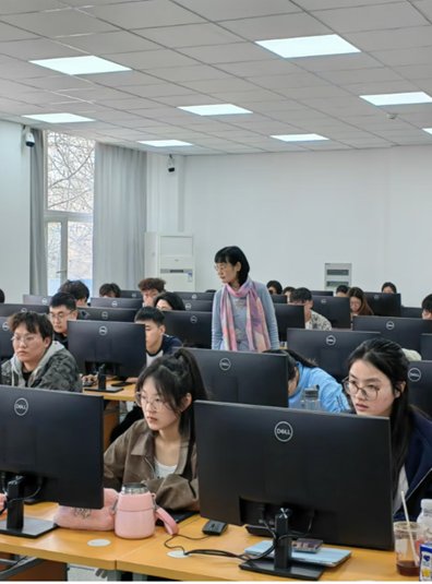 生源情况持续走好